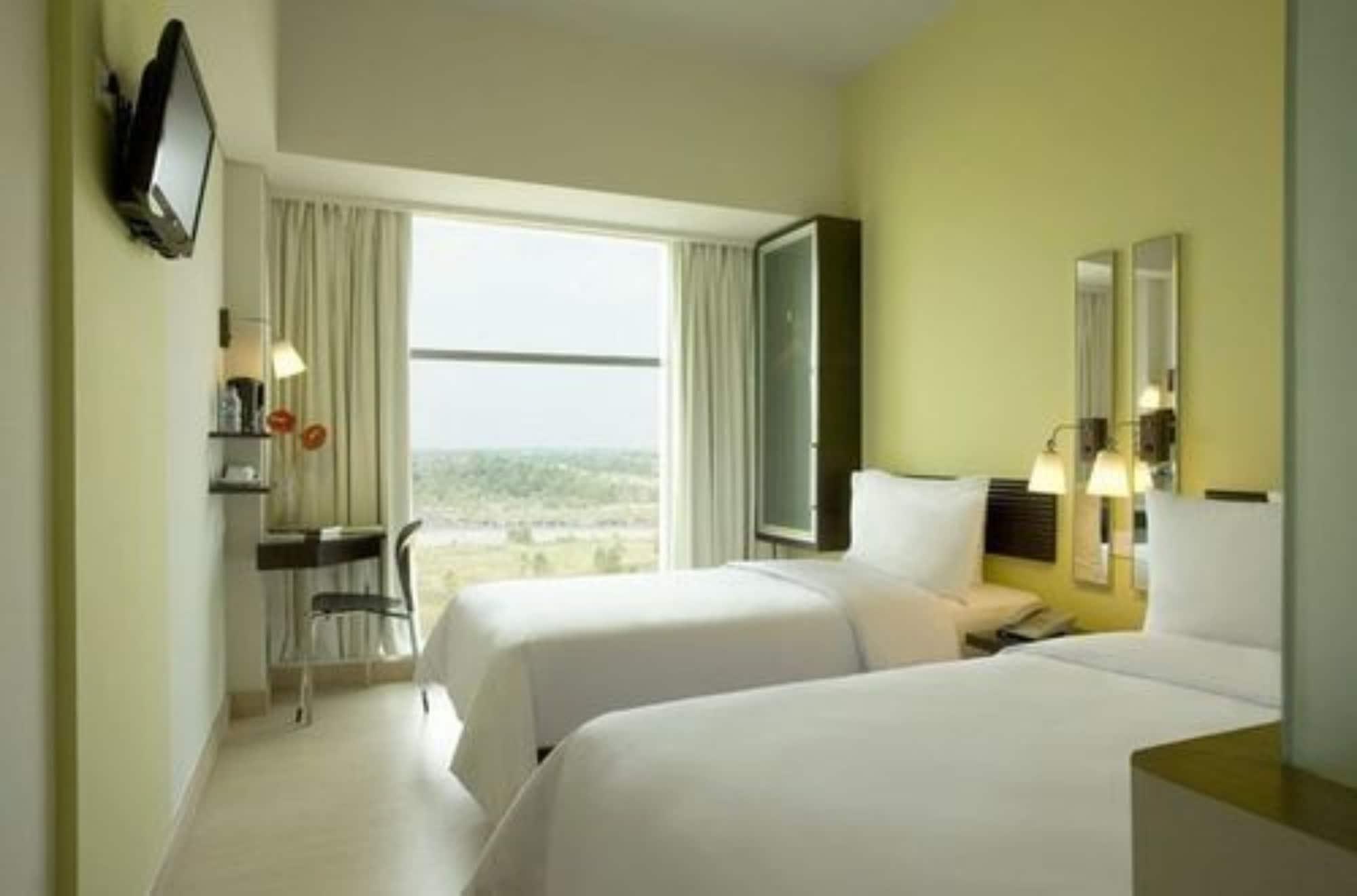 Hotel Santika Bsd City-Serpong Ngoại thất bức ảnh