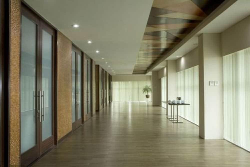 Hotel Santika Bsd City-Serpong Ngoại thất bức ảnh